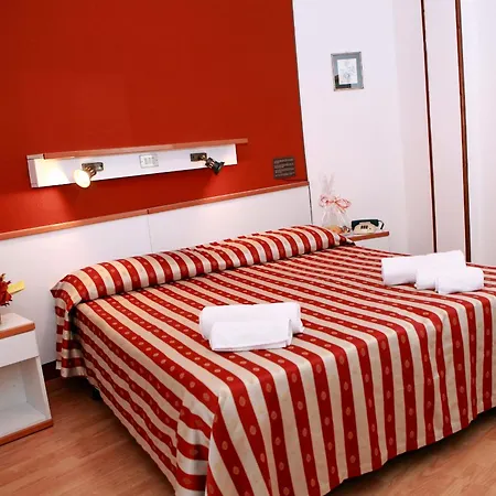 Hotel American 3*
