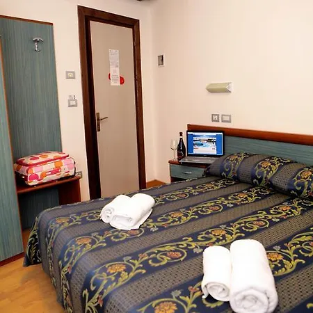 American Hotel